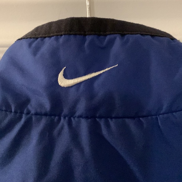 EUC Boys Nike lined rain jacket - Picture 8 of 14